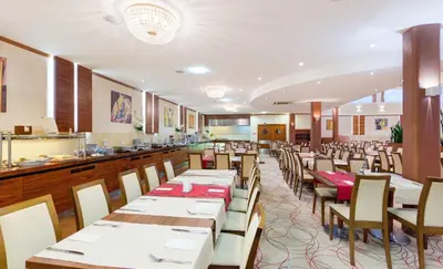 Restauracja lub miejsce do jedzenia w obiekcie Hotel Boss
