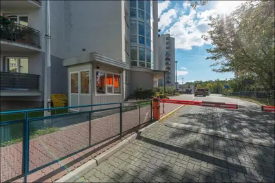 Budynek, w którym mieści się apartament