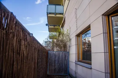 Budynek, w którym mieści się apartament