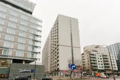 Budynek, w którym mieści się apartament
