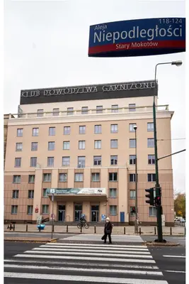 Budynek, w którym mieści się apartament