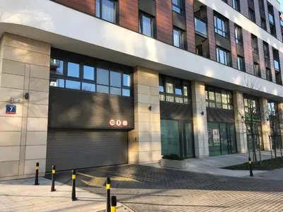 Budynek, w którym mieści się apartament