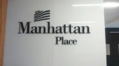 Certyfikat, podpis lub inny dokument wystawiony w obiekcie Manhattan Place Apartament