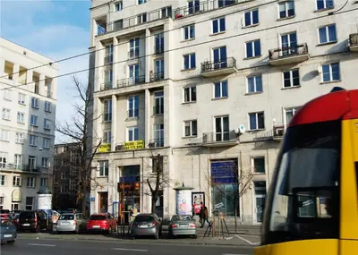 Budynek, w którym mieści się apartament