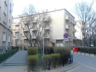 Budynek, w którym mieści się apartament