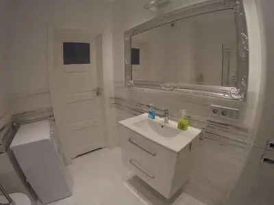 Łazienka w obiekcie Apartament Słodowiec Metro, Free parking