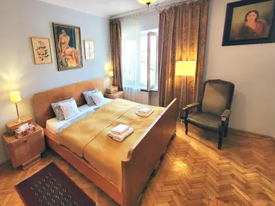 Łóżko lub łóżka w pokoju w obiekcie Mieszkanko na Konstytucji Ciche Centrum