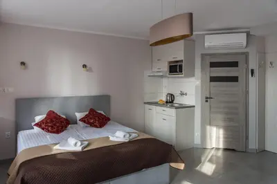 Kuchnia lub aneks kuchenny w obiekcie Magnetic apartment Jerozolimskie B