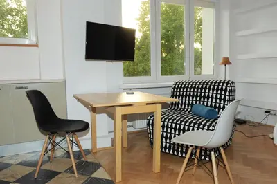 Telewizja i/lub zestaw kina domowego w obiekcie Studio Iwicka