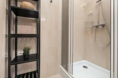 Łazienka w obiekcie Nowy Świat Cozy Apartment Warsaw by Noclegi Renters