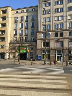 Budynek, w którym mieści się apartament