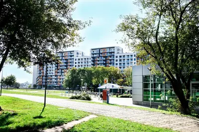 Budynek, w którym mieści się apartament
