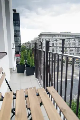 Balkon lub taras w obiekcie Bright Apartment Hoza