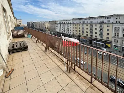 Balkon lub taras w obiekcie Apartament przy Rotundzie