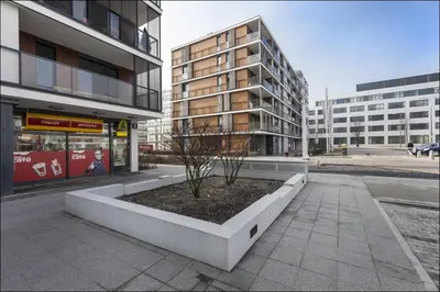 Budynek, w którym mieści się apartament