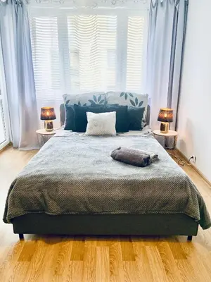 Łóżko lub łóżka w pokoju w obiekcie ClickTheFlat Royal Park Apart Rooms