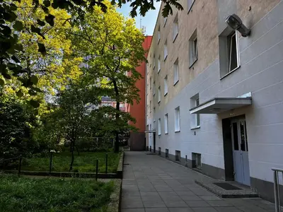 Budynek, w którym mieści się apartament