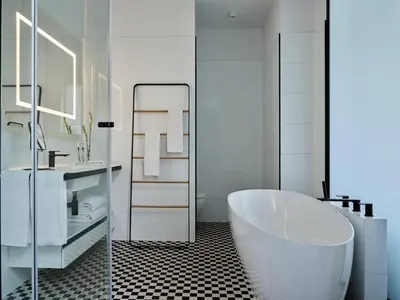 Łazienka w obiekcie Hotel Indigo Warsaw Nowy Świat by IHG