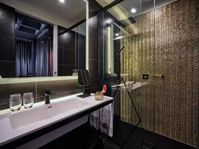 Łazienka w obiekcie Hotel Indigo Warsaw Nowy Świat by IHG