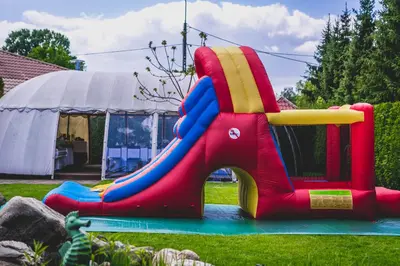 Plac zabaw dla dzieci w obiekcie Hotel Twins