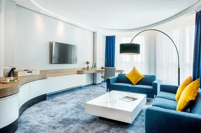 Telewizja i/lub zestaw kina domowego w obiekcie Golden Tulip Warsaw Airport