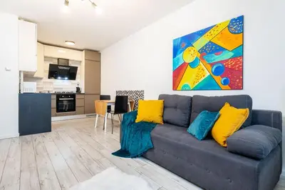 Kuchnia lub aneks kuchenny w obiekcie Avocado Apartment 2 rooms in the City Center