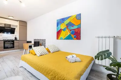 Kuchnia lub aneks kuchenny w obiekcie Avocado Apartment 2 rooms in the City Center