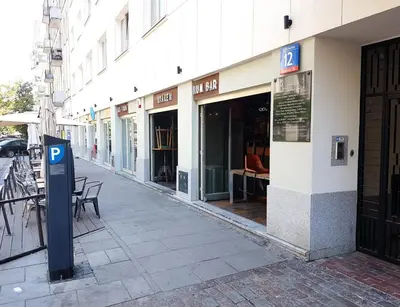 Budynek, w którym mieści się apartament