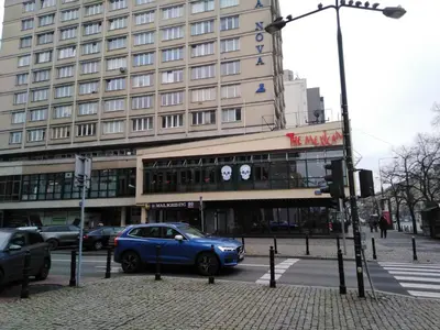 Budynek, w którym mieści się apartament