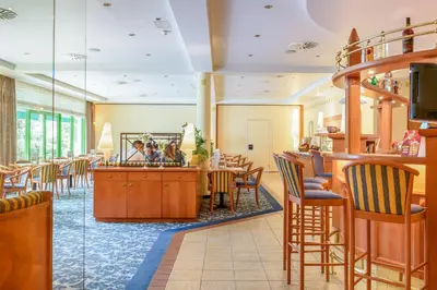 Restauracja lub miejsce do jedzenia w obiekcie Hotel Partner