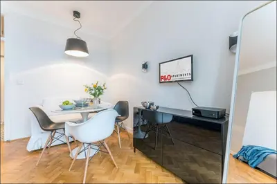 Telewizja i/lub zestaw kina domowego w obiekcie P&O Apartments Poznańska