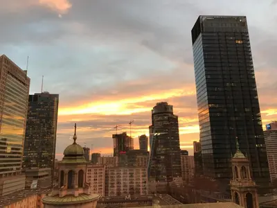 Widok na miasto Warszawa z tego apartamentu