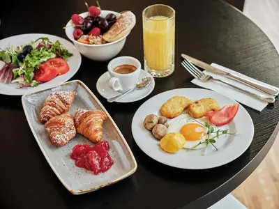 Jedzenie w hotelu lub w pobliżu