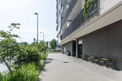 Budynek, w którym mieści się apartament