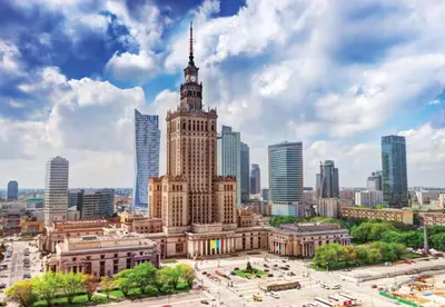 Widok na miasto Warszawa z tego apartamentu