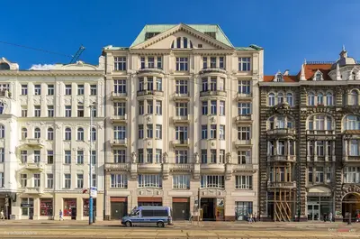 Budynek, w którym mieści się apartament