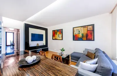 Telewizja i/lub zestaw kina domowego w obiekcie ClickTheFlat Luxury Apartment in Warsaw