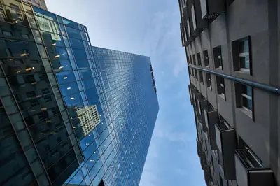 Budynek, w którym mieści się apartament