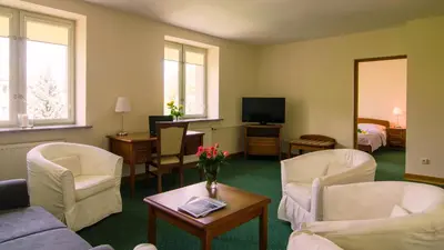 Telewizja i/lub zestaw kina domowego w obiekcie Hotel Łazienkowski