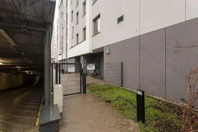 Budynek, w którym mieści się apartament