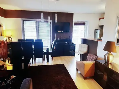 Część wypoczynkowa w obiekcie Warsaw King Size Apartment