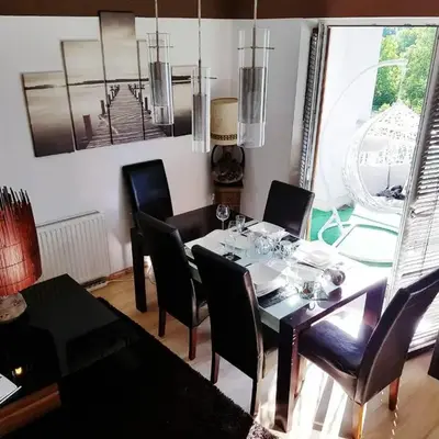 Warsaw King Size Apartment