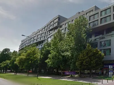 Budynek, w którym mieści się apartament