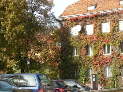 Budynek, w którym mieści się apartament