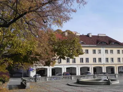 Budynek, w którym mieści się apartament