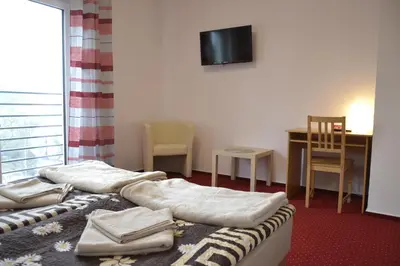 Telewizja i/lub zestaw kina domowego w obiekcie Warszawa Stare Bielany