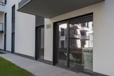 Budynek, w którym mieści się apartament