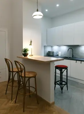 Kuchnia lub aneks kuchenny w obiekcie APARTAMENT na DLUGIEJ