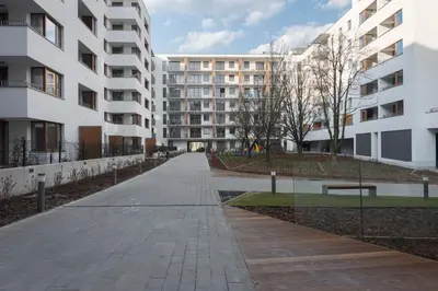 Budynek, w którym mieści się apartament