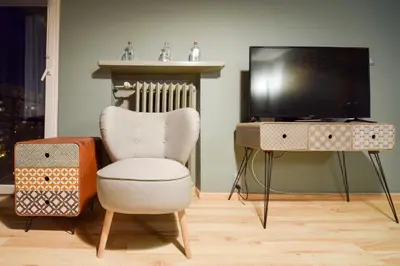 Telewizja i/lub zestaw kina domowego w obiekcie ShortStayPoland Srebrna (B36)
